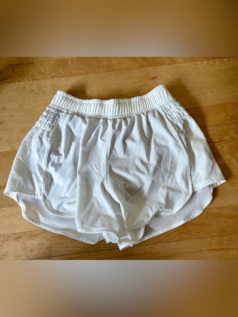 lululemon athletica White Women’s Athletic Shorts, Lined, XS